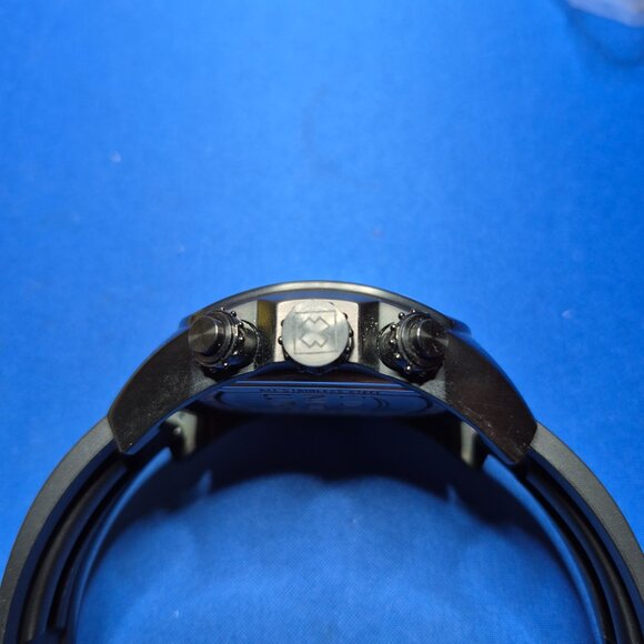 Invicta LUPAH Chronograph - Picture 6 of 8